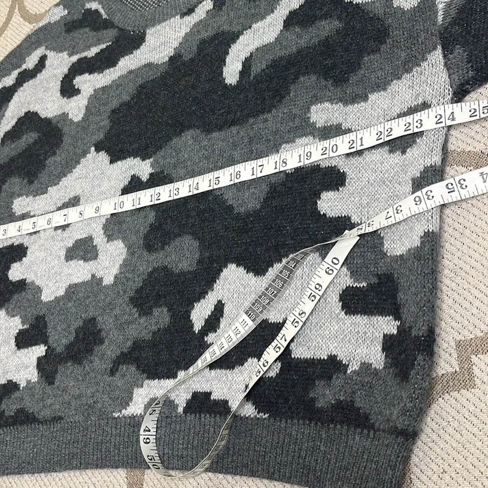 Lucky Brand Gray Camouflage wool blend crewneck Sweater, size XL - Picture 7 of 14